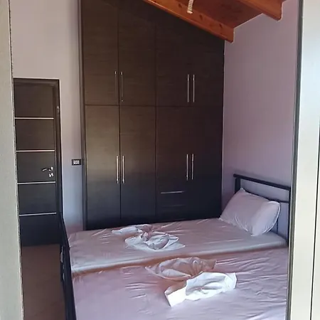 Polonia Hotel apartamentowy Saranda