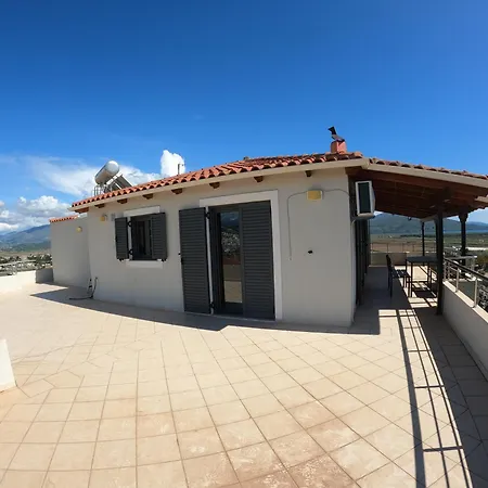 アパートホテル Polonia 3*