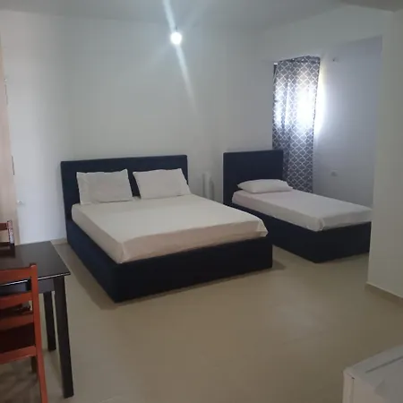 Aparthotel Polonia Sarande