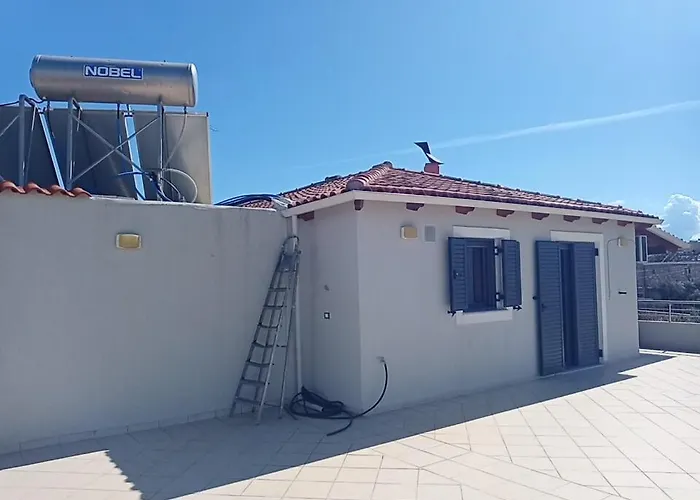 Polonia 3* Sarandë