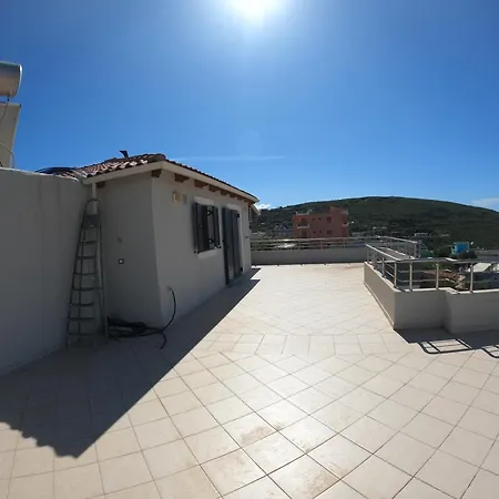 Apart Otel Polonia Saranda
