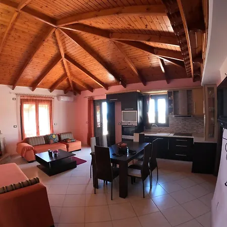 Polonia 3* Sarandë