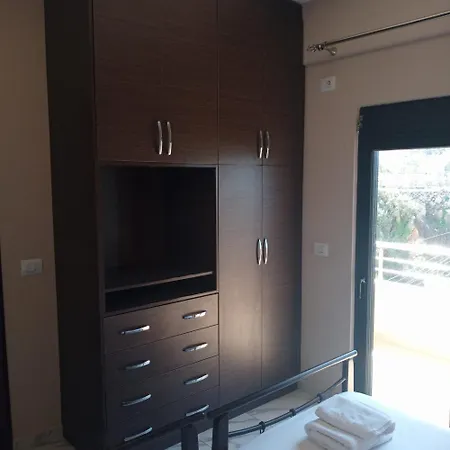 아파트호텔 Polonia Sarandë
