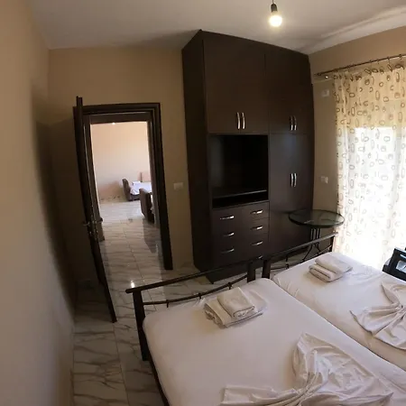 Apart Otel Polonia 3*