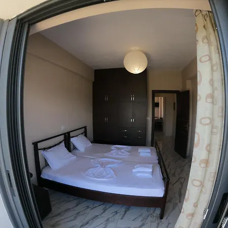 Apart Otel Polonia Saranda