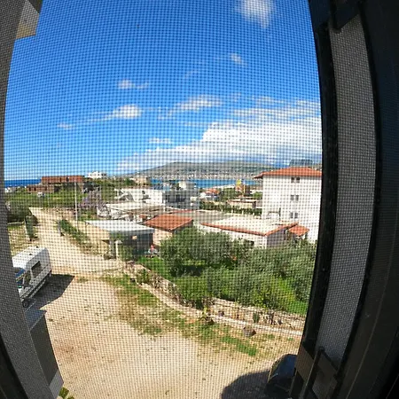 Polonia Apart Otel Saranda